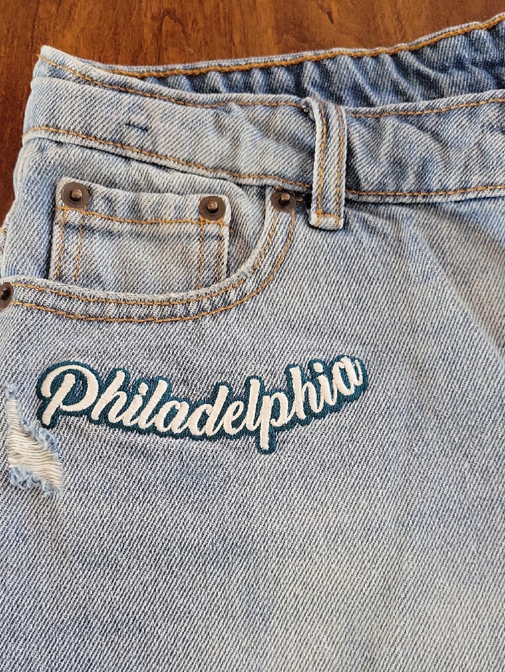 Philadelphia Eagles NFL Denim Shorts - Picture 3 of 8